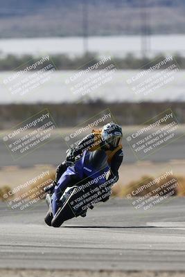 media/Nov-16-2025-Race Pace (Sun) [[8c5fa54630]]/Non Verified Riders (1st 20 Minutes)/1-Turn 14 (10am)/